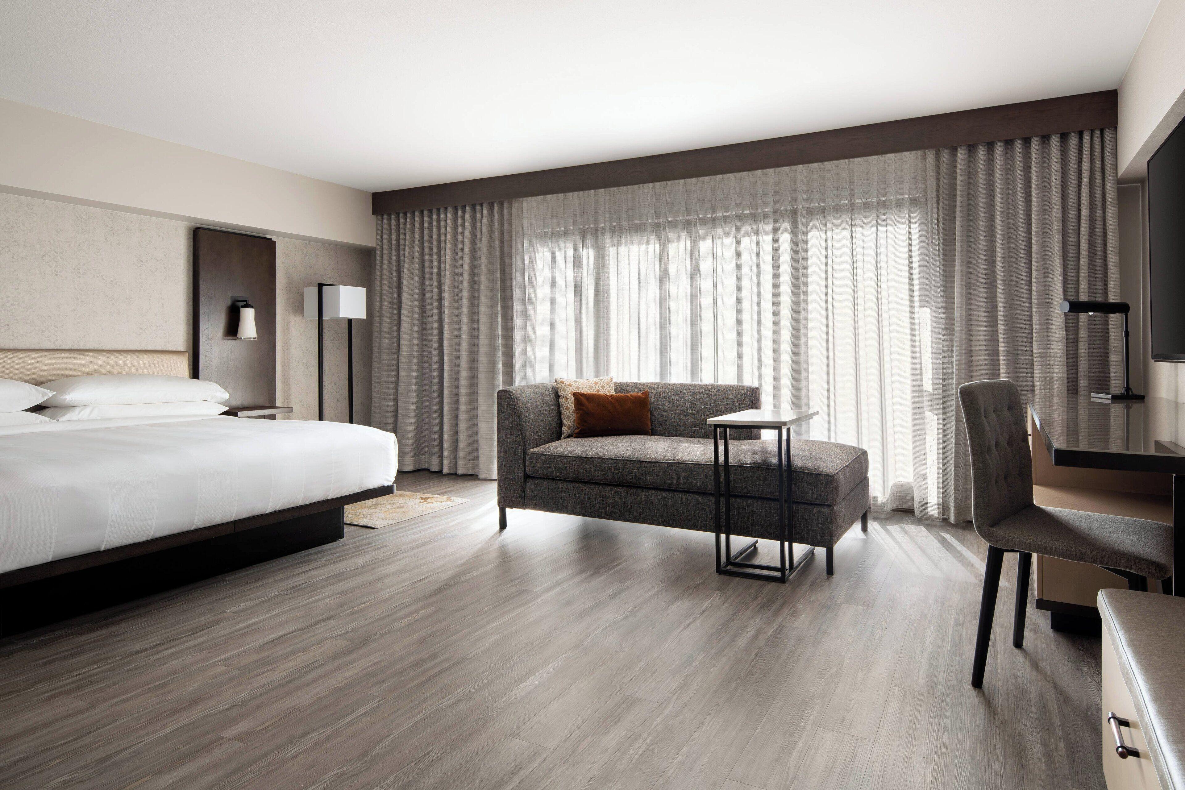 Junior Suite,1596870615:JPEG